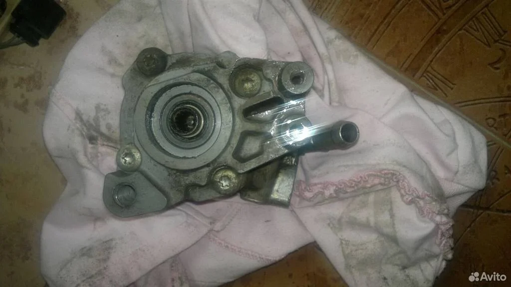 Насос гидроусилителя Audi A8 D4 (2010—2014) 4,2