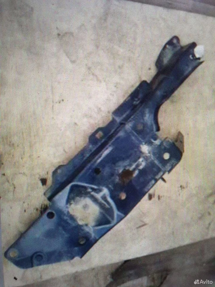 Кронштейн радиатора Nissan X-Trail II (2007—2011)