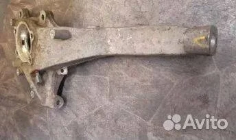 Кулак поворотный передний левый Volvo XC90 II (2014—2019)