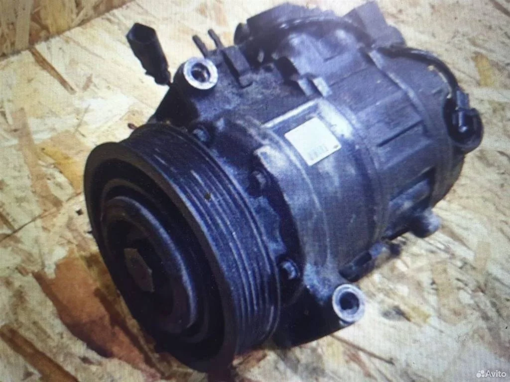 Компрессор системы кондиционирования Audi A8 D4 (2010—2014) CGWA 3.0