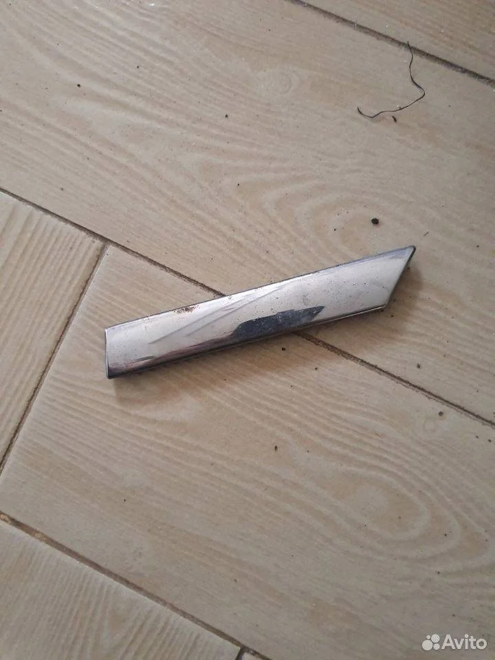 Молдинг заднего крыла левого Bentley Continental Flying Spur I (2005—2012)