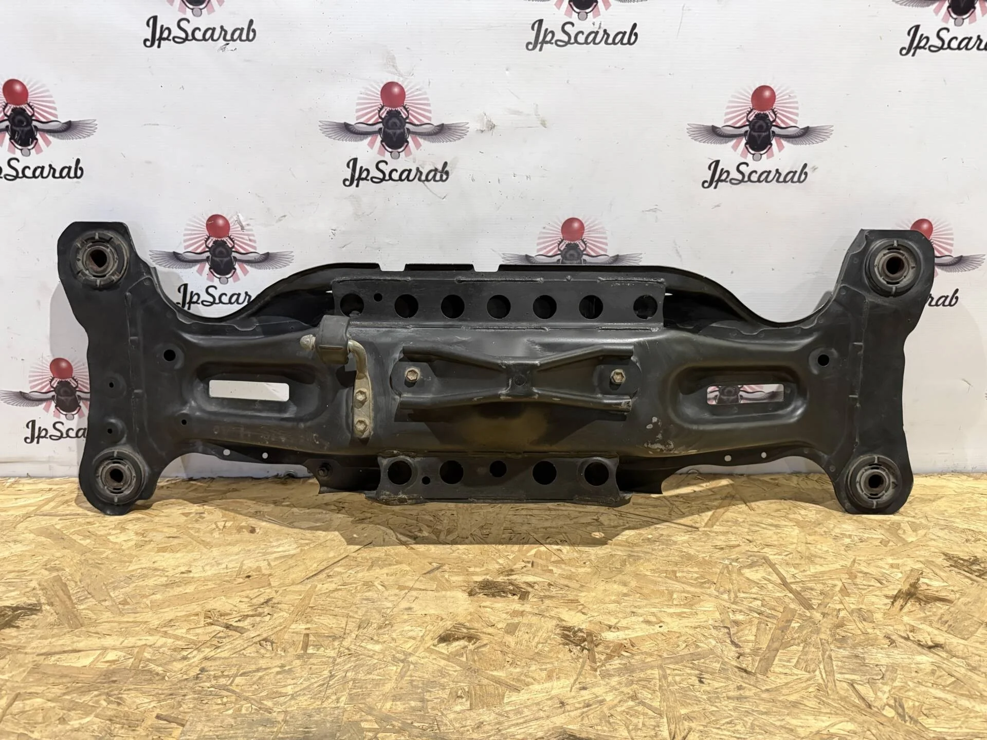 Подрамник задний Toyota Camry ACV40, GSV40