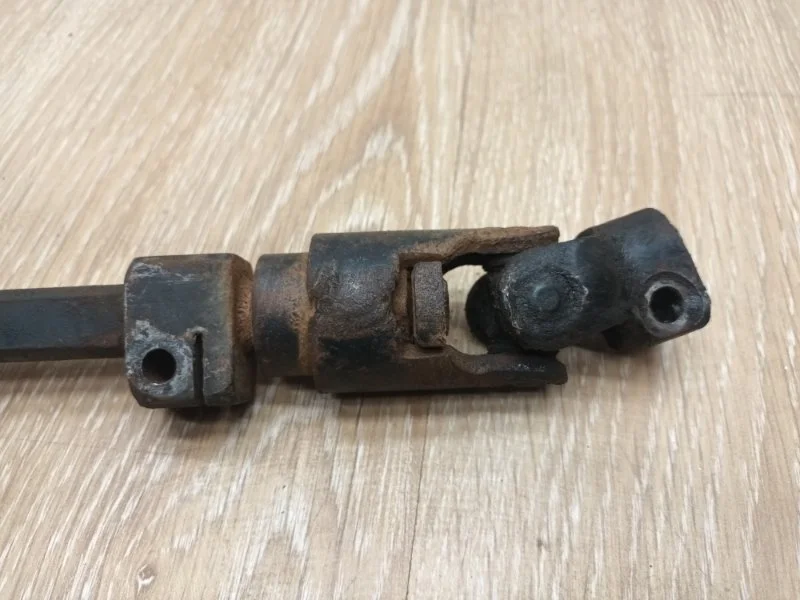 Рулевой карданчик Mercedes ML 1999 W163