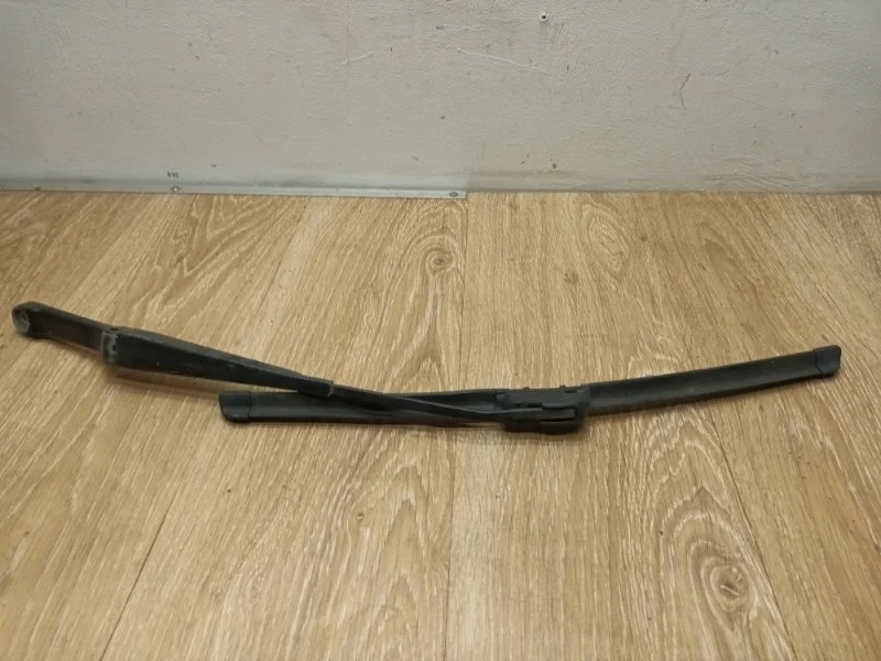 Поводок переднего дворника Mercedes ML 1999 W163