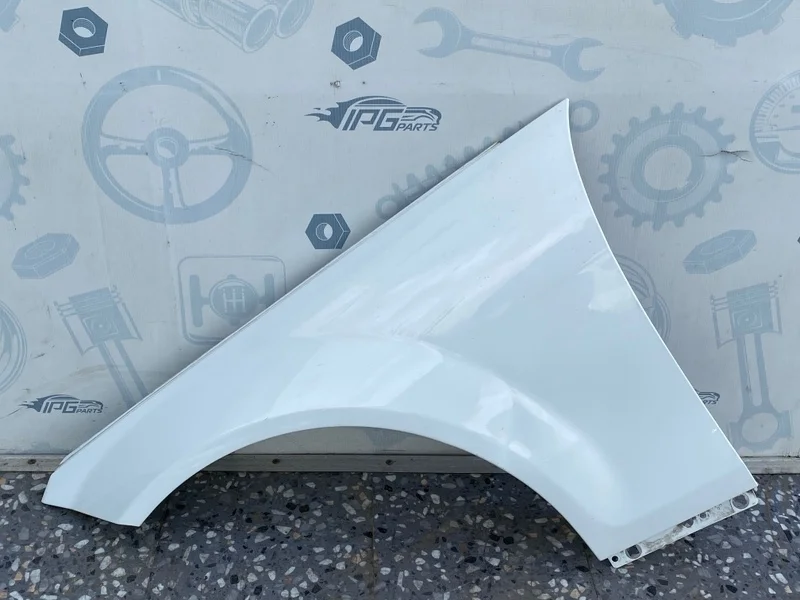 Крыло переднее левое Mercedes-benz 2012 C204