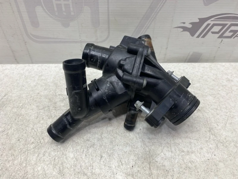 Термостат Mercedes-benz 2014 W246