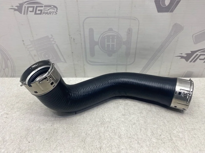 Патрубок интеркулера левый Mercedes-benz W166