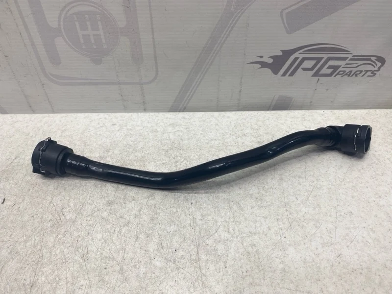 Патрубок ож Mercedes-benz GLA X156