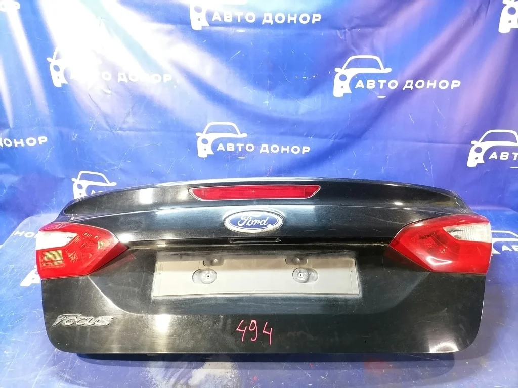 крышка багажника FORD FOCUS CB8 -