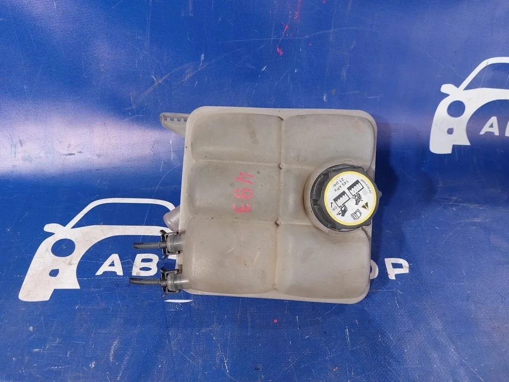 бачок расширительный FORD FOCUS CB8 -