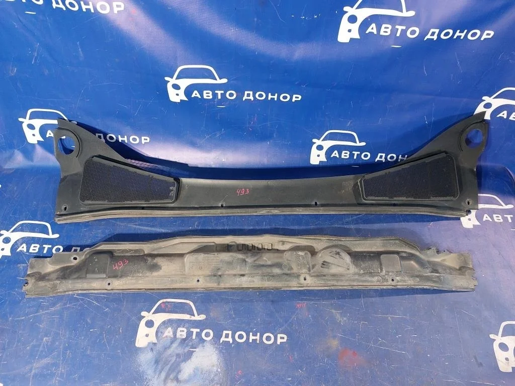 решетка под лобовое стекло FORD FOCUS CB8 -