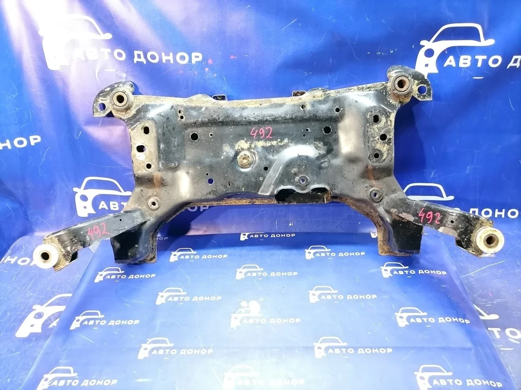 балка под двс FORD FOCUS CB8 -