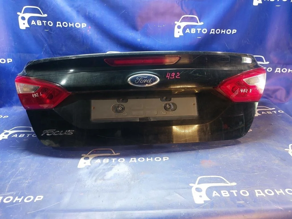 крышка багажника FORD FOCUS CB8 -