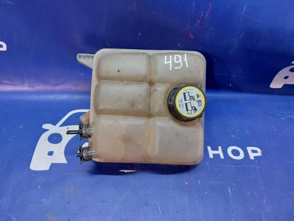 бачок расширительный FORD FOCUS CB8 -