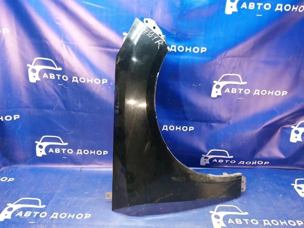 крыло FORD FOCUS CB8 IQDB