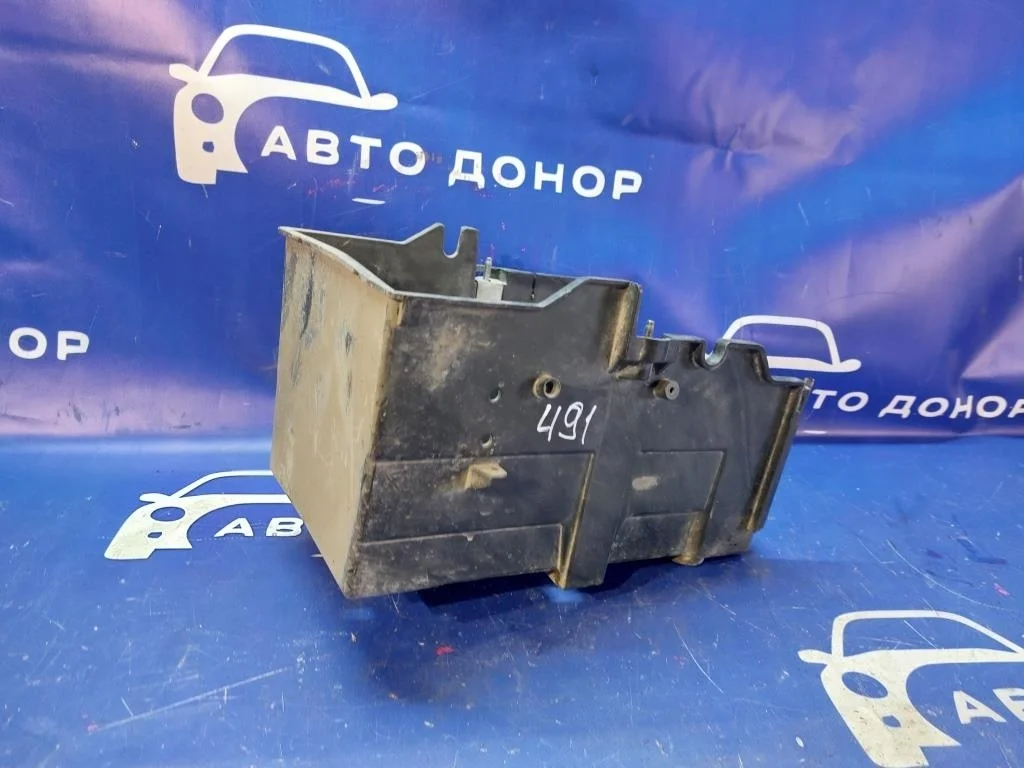 крышка аккумулятора FORD FOCUS CB8 IQDB