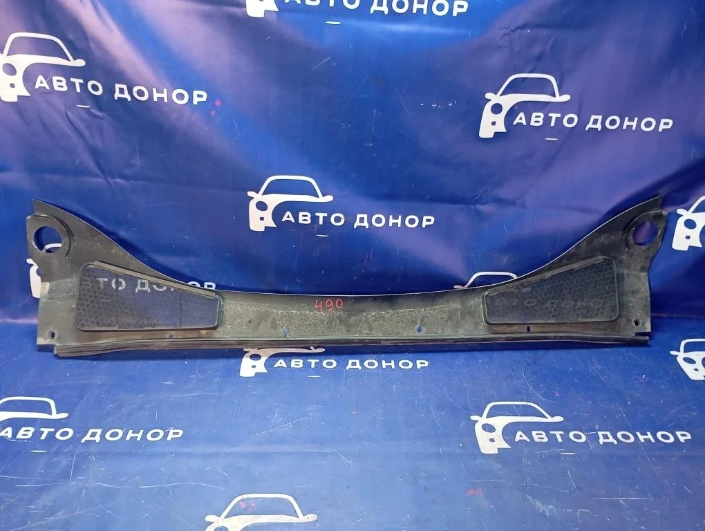 решетка под лобовое стекло FORD FOCUS CB8 -