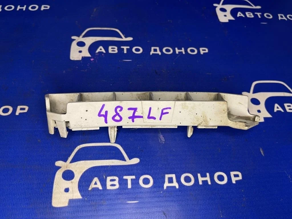 крепление бампера FORD FOCUS CB8 -