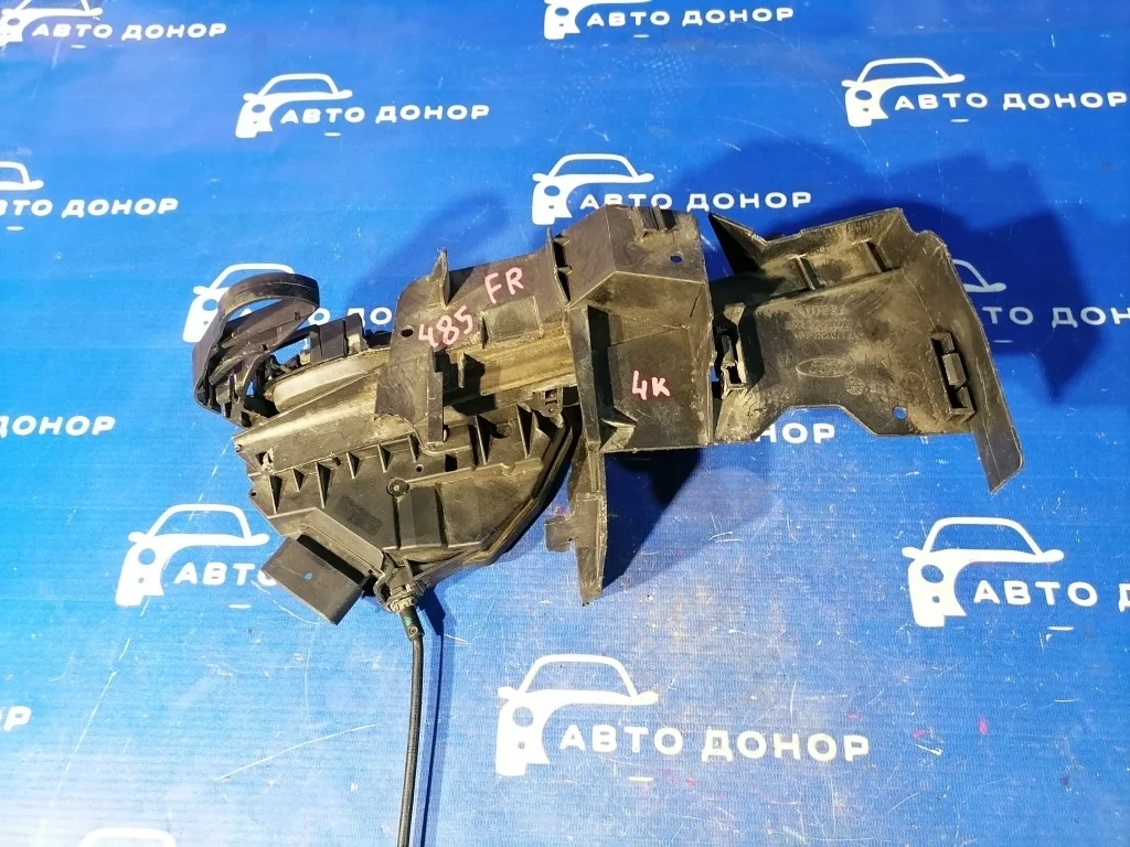 замок двери FORD FOCUS CB8 IQDB