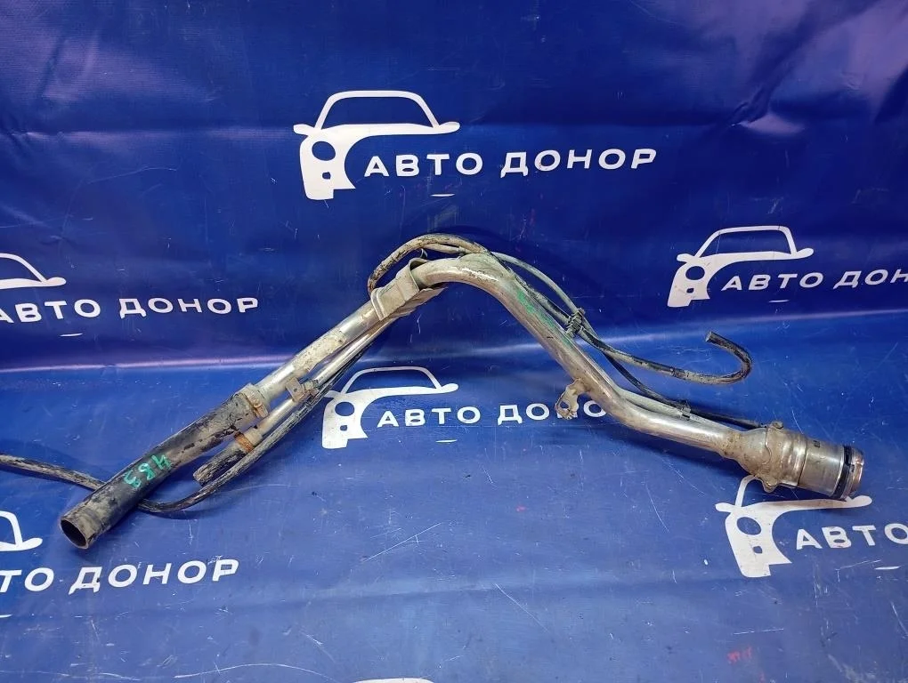 горловина топливного бака FORD FOCUS CB8 IQDB - 2308057