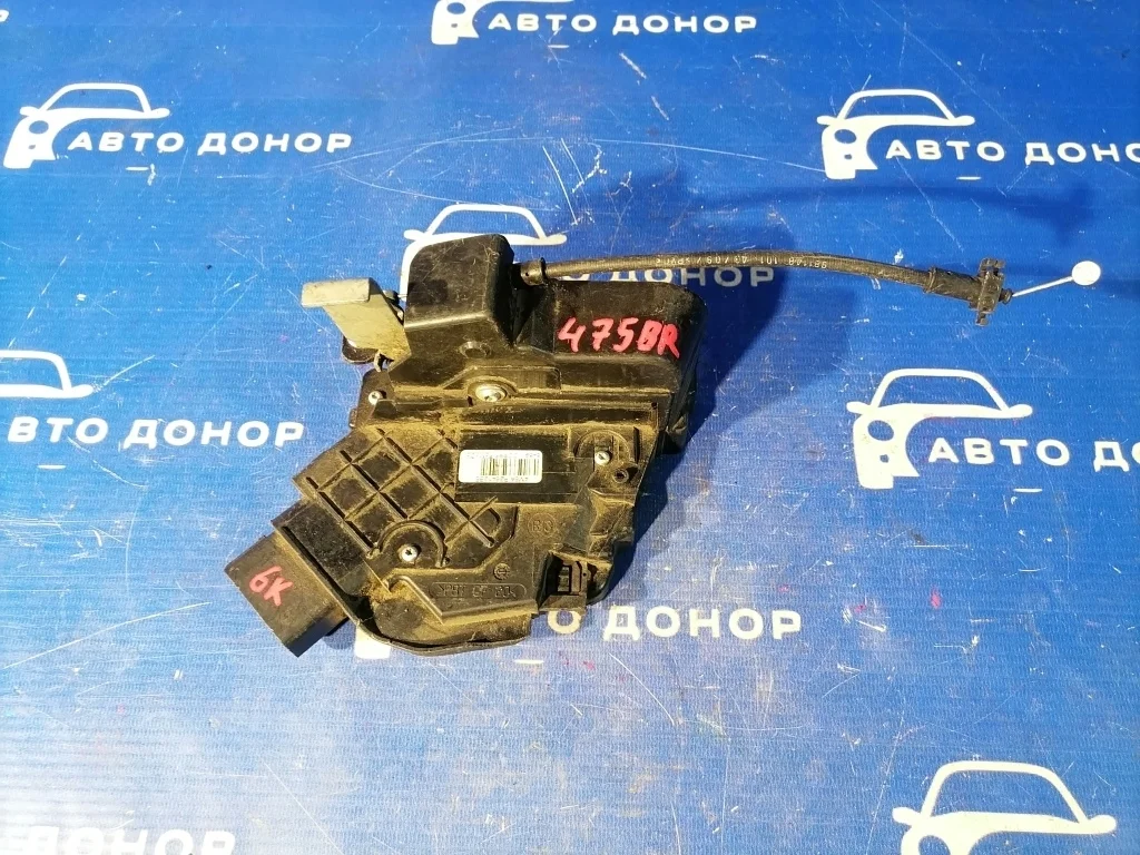 замок двери FORD FOCUS CB4 SHDC, HWDA, HWDB, SHDA, SHDB R 4892382