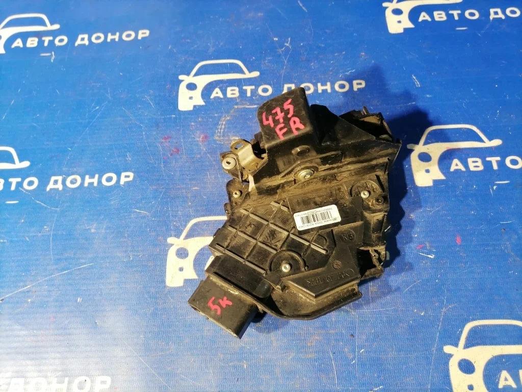 замок двери FORD FOCUS CB4 SHDC, HWDA, HWDB, SHDA, SHDB