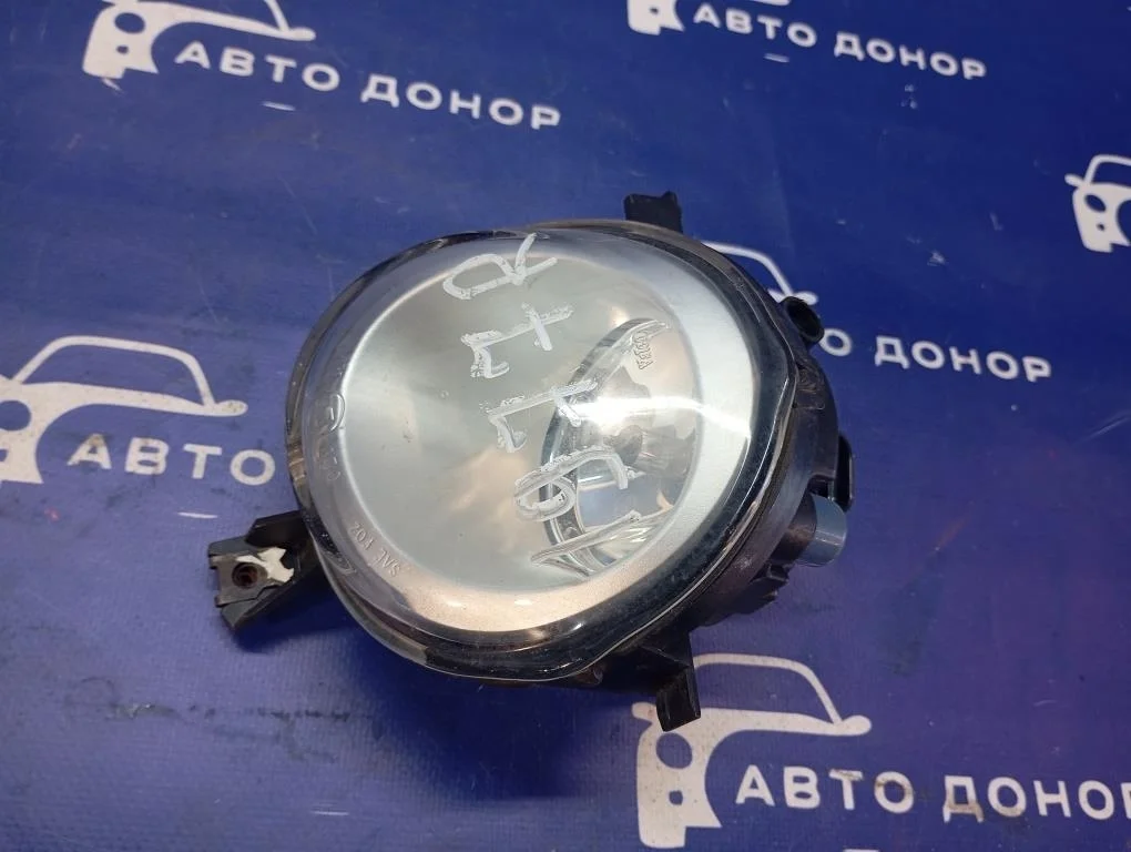 фара противотуманная VOLKSWAGEN TOUAREG 7LA -