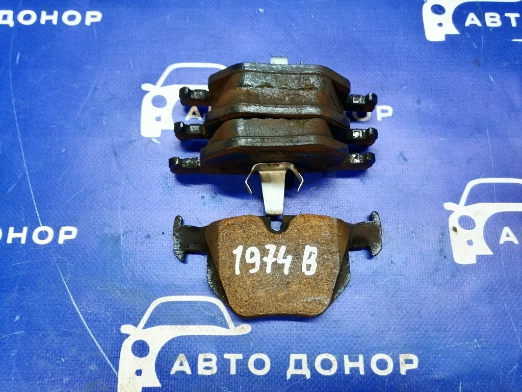 колодки тормозные BMW X5 E70 N52B30