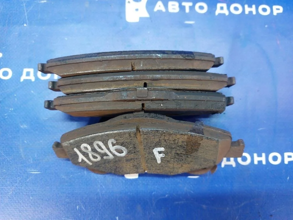 колодки тормозные TOYOTA AVENSIS ZRT272 3ZRFAE