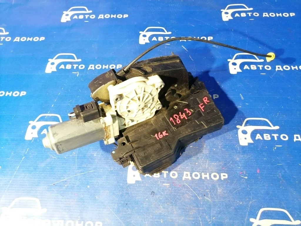 замок двери BMW 7-Series E65 N62B40