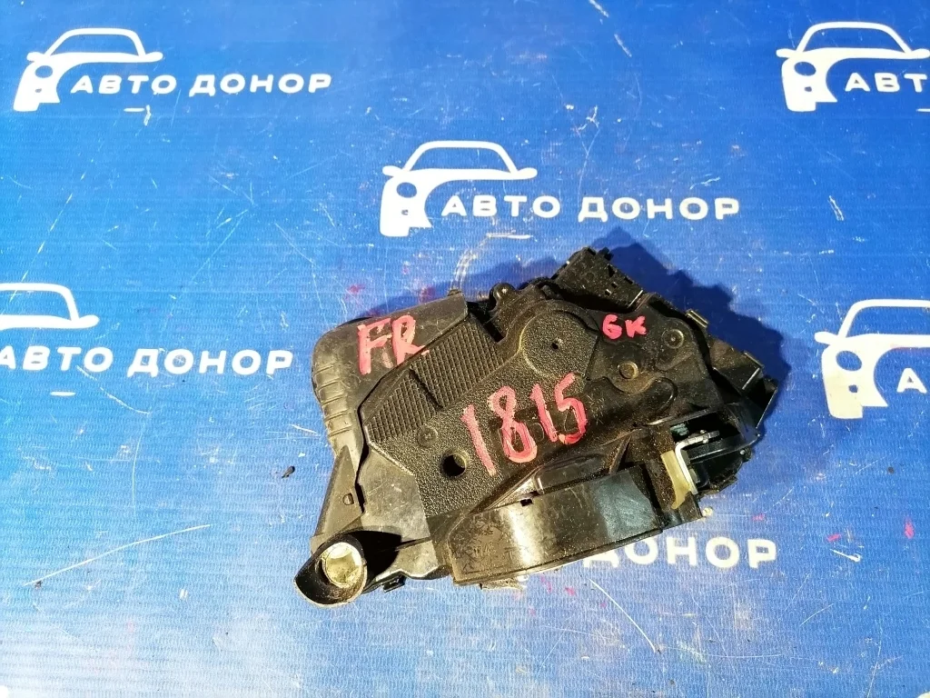 замок двери TOYOTA PRIUS NHW20 1NZFXE