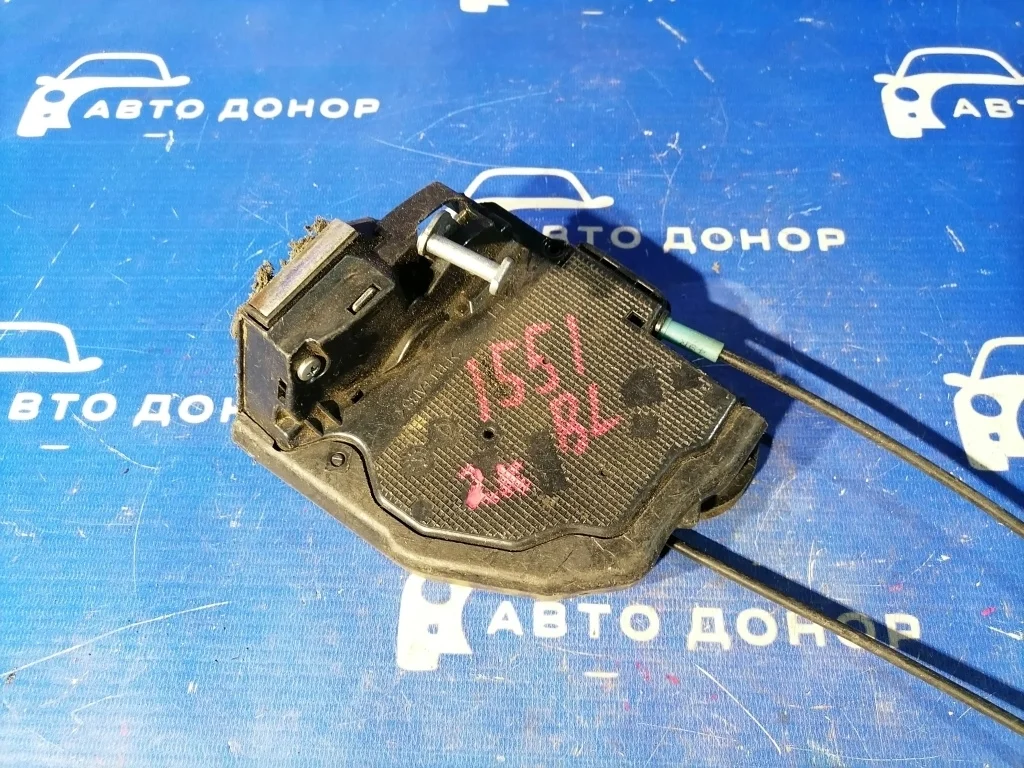 замок двери TOYOTA RAV4 ACA36W 2AZFE