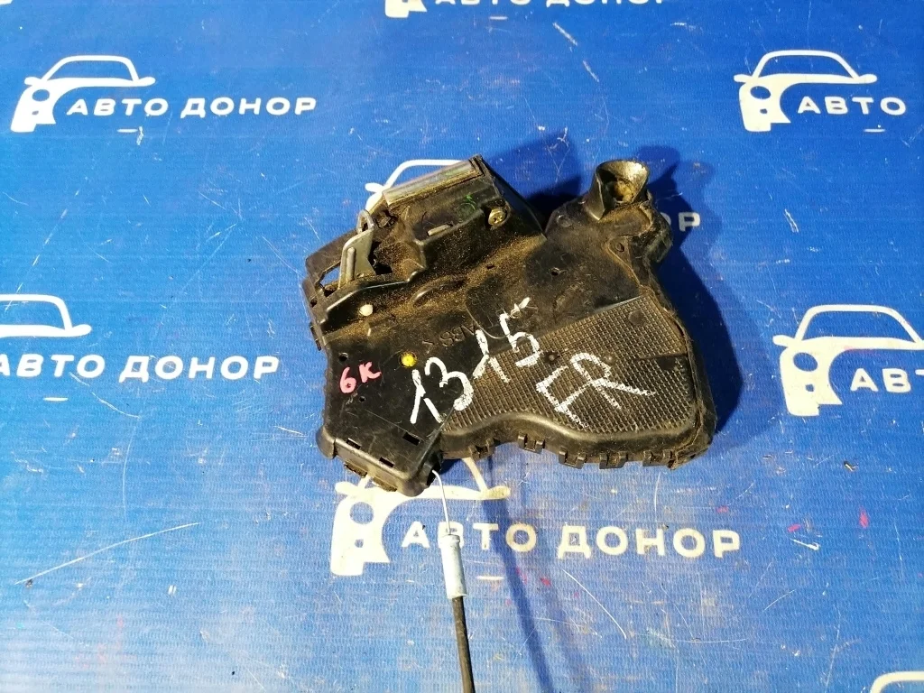 замок двери TOYOTA PREMIO AZT240 -