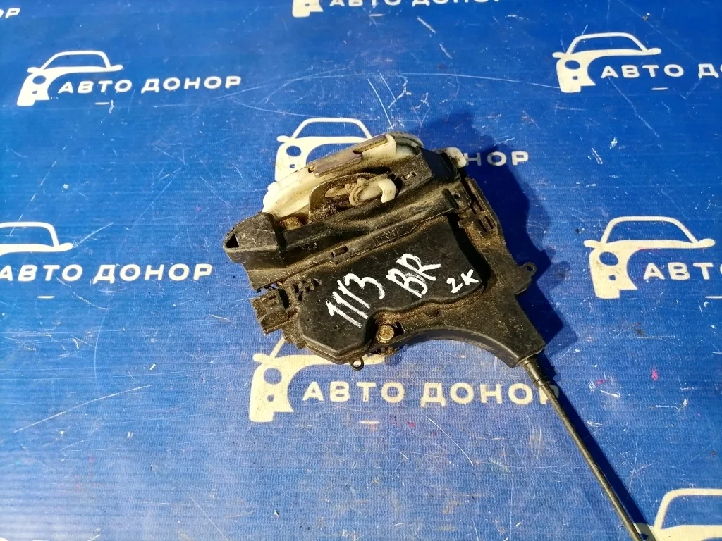 замок двери MITSUBISHI COLT Z23W -