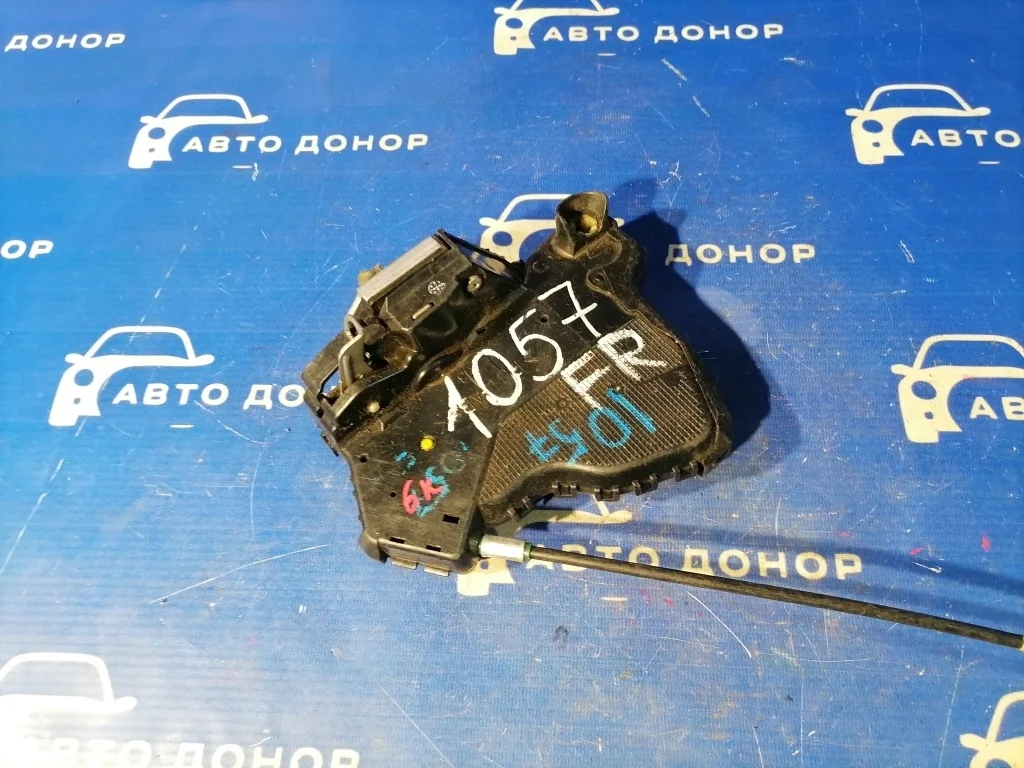 замок двери TOYOTA WINDOM MCV30 -