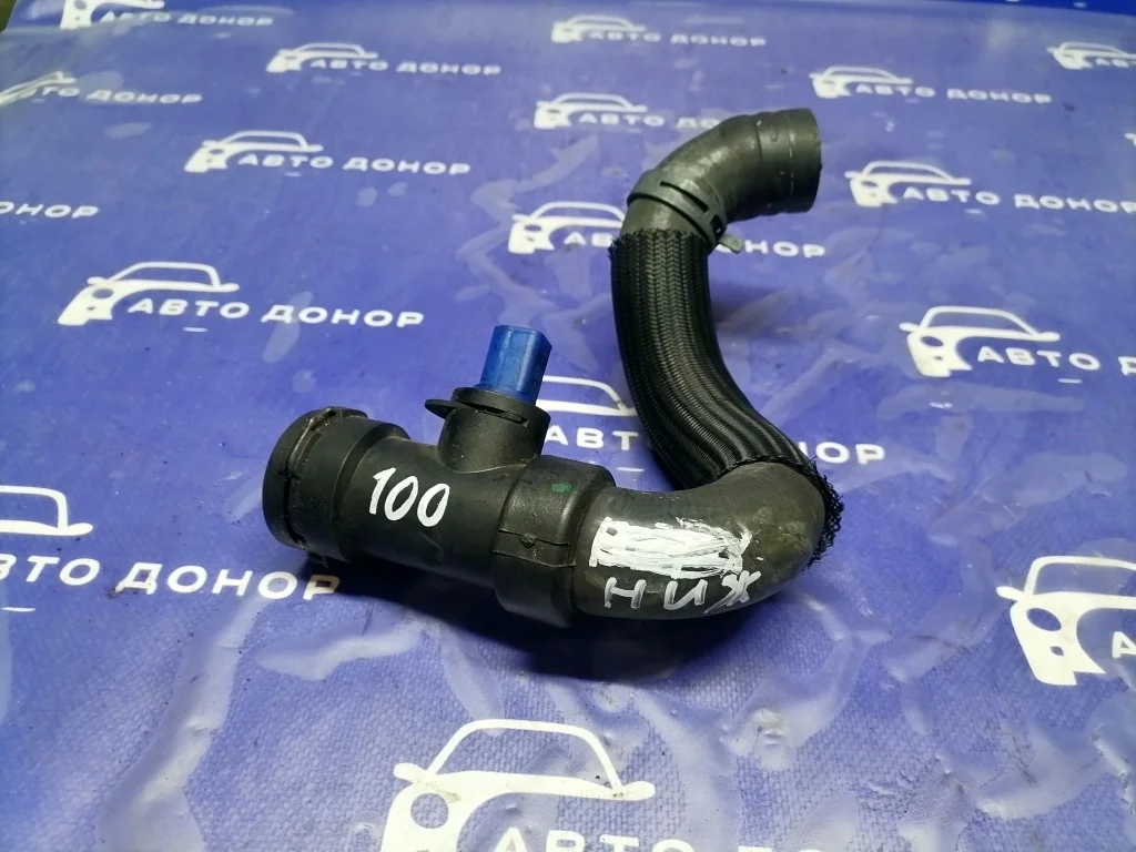 патрубок радиатора VOLKSWAGEN PASSAT 3B3 AMX, ATQ