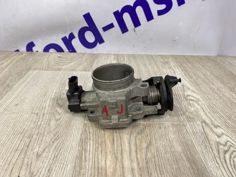 Дроссельная заслонка FORD Maverick 2001