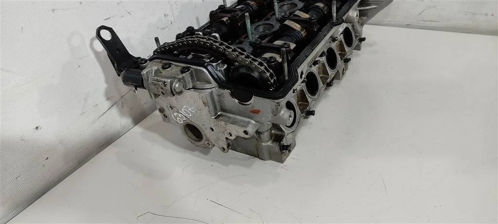 Головка блока цилиндров (ГБЦ) AWT  1.8 Турбо бенз