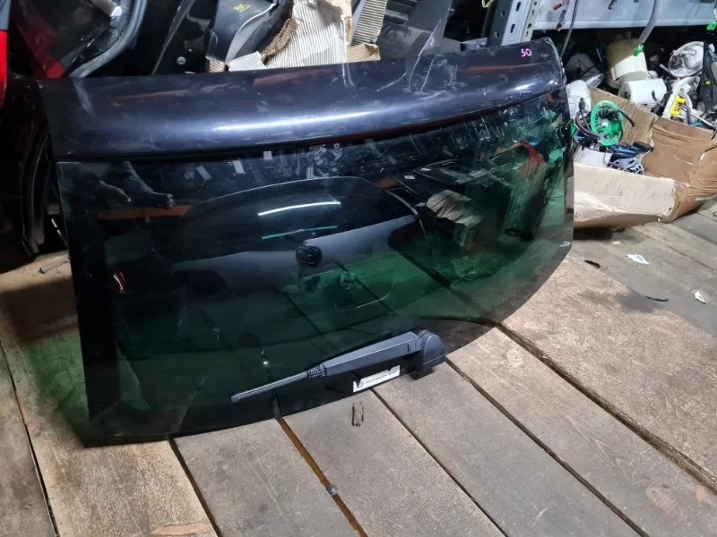 Стекло крышки багажника Volkswagen Touareg 2005 7L6