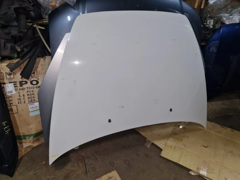 Капот VOLVO C30 2011 MK