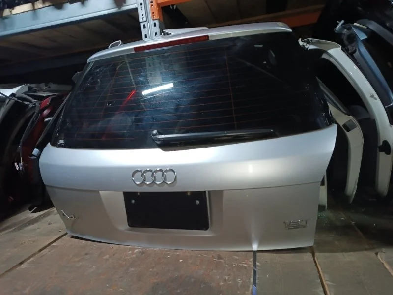 Крышка багажника Audi A4 2003 8E5