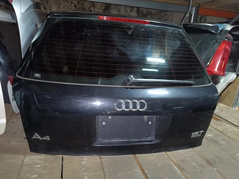 Крышка багажника Audi A4 2003 8E5