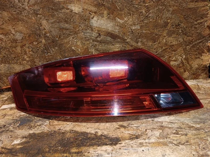 Фонарь Audi TT 2012 8J3