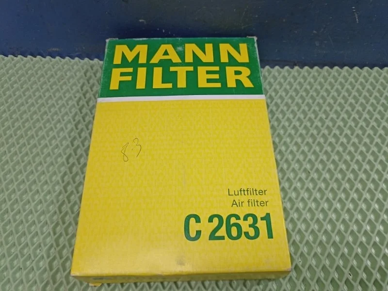 Фильтр воздушный двигателя Kia Sportage 2 2009 C2631