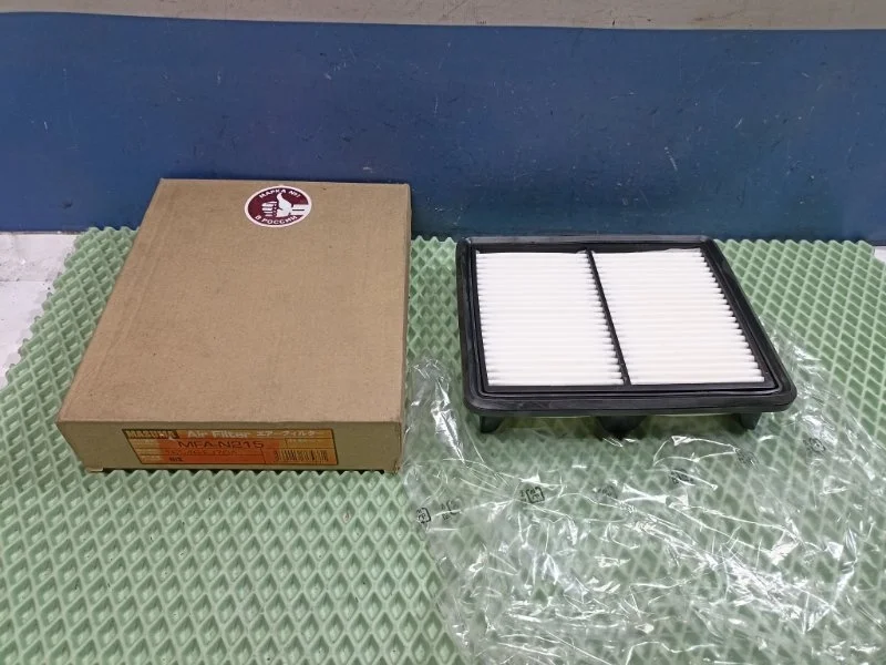 Фильтр воздушный двигателя Infiniti M35 MFAN215 Y50