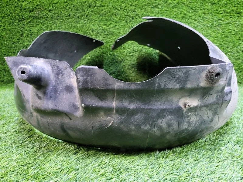 Подкрылок Audi A4 2002 8E0821172B B6 ASN 3.0, передний правый