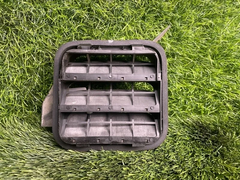 Решетка вентиляционная Chevrolet Lacetti 2005 96554376 J200 U20SED, передняя левая