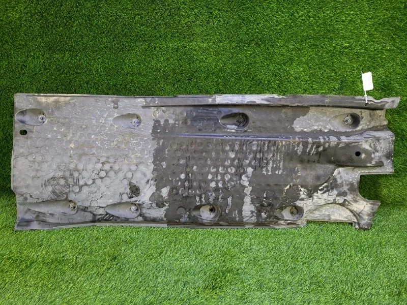 Защита днища Volkswagen Tiguan 2012 5N0825201B 5N CCZ 2.0T, левая