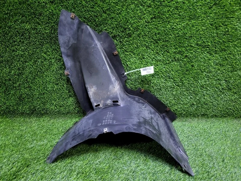 Подкрылок Volkswagen Passat 2008 3C0805911B B6 VARIANT BZB 1.8T, передний левый