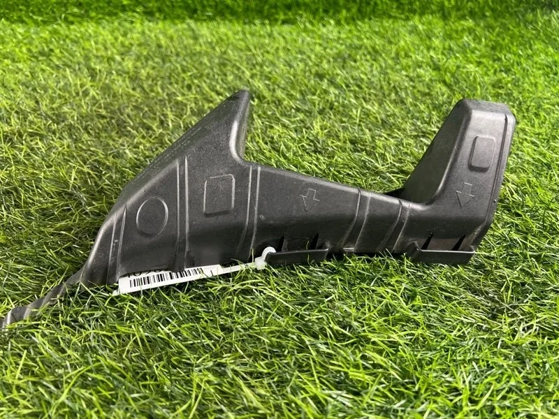 Кронштейн крепления бампера Chevrolet Aveo 2014 95916508 T300 F16D4, задний правый